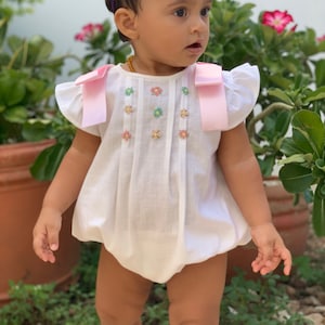 Mameluco bebe, romper bebe bordado a mano, romper bebe mexicano, ropa bebe niña, romper bebe lino, hermoso conjunto de burbujas hecho a mano