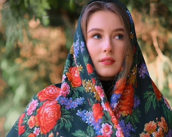 Hand knit wrap shawl Unique and authentic Folk Russian shawl Cashmere knitwear Woman's knit wrap Folk dress Folk wedding