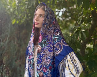 Ukrainian shawl 80% Wool navy blue Ukraine sellers Ukraine shops floral Vintage Ukraine wool scarf Ethnic folk traditional gifts for women