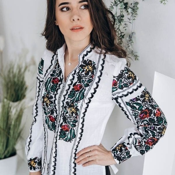 Embroidered White Blouse Folk style puff sleeves Ukrainian shirt Linen ethnic boho women handmade peasant Vyshyvanka folk costume