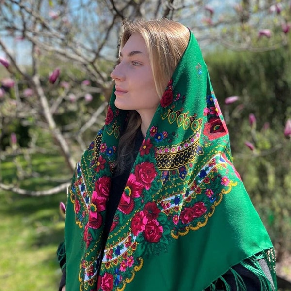 Ethnic Folk Wool Shawl Slavic Floral Scarf Chic Boho ukraine shops shawl Timeless Floral Design, Gift for Her  SCARF ショール folk slawisch