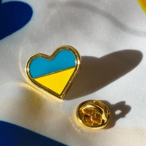 Ukrainian Flag Heart Lapel Pin - Patriotic Enamel Badge enamel pin ukrainian enamel jewelry patriotic heart pin heart badge heart design