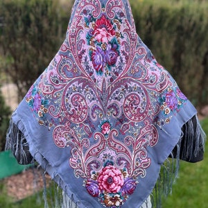 Ukrainian shawl 80% Wool blue HijabTraditional Ukrainian scarf, scarf flower, Ethnic Folk Ukrainian Wool Shawl Babushka ethnic european image 9