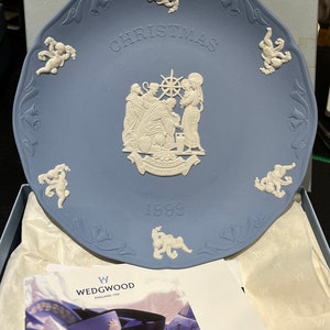 Vintage Jasperware Christmas Plates