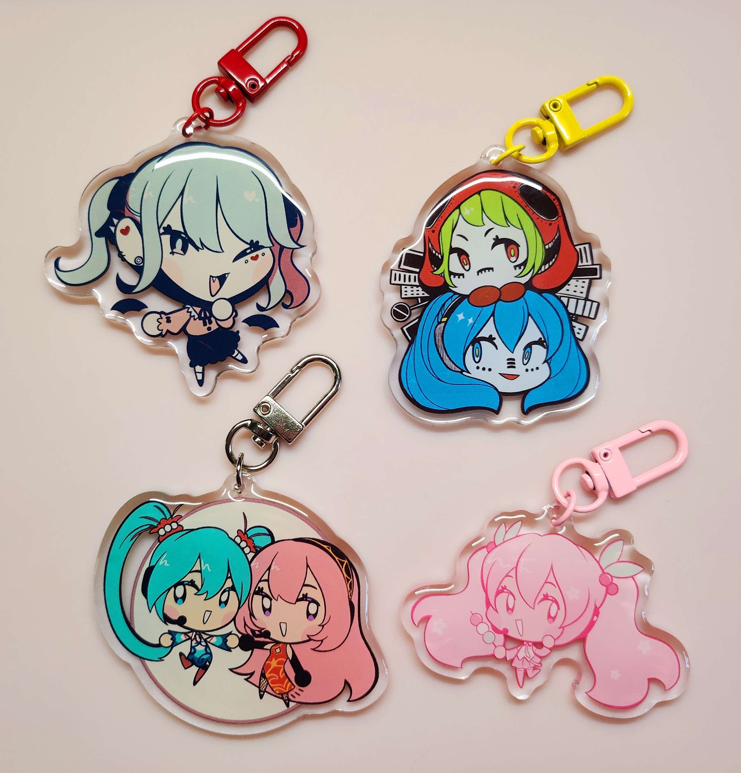 VOCALOID Acrylic Charms || Hatsune Miku GUMI Megurine Luka