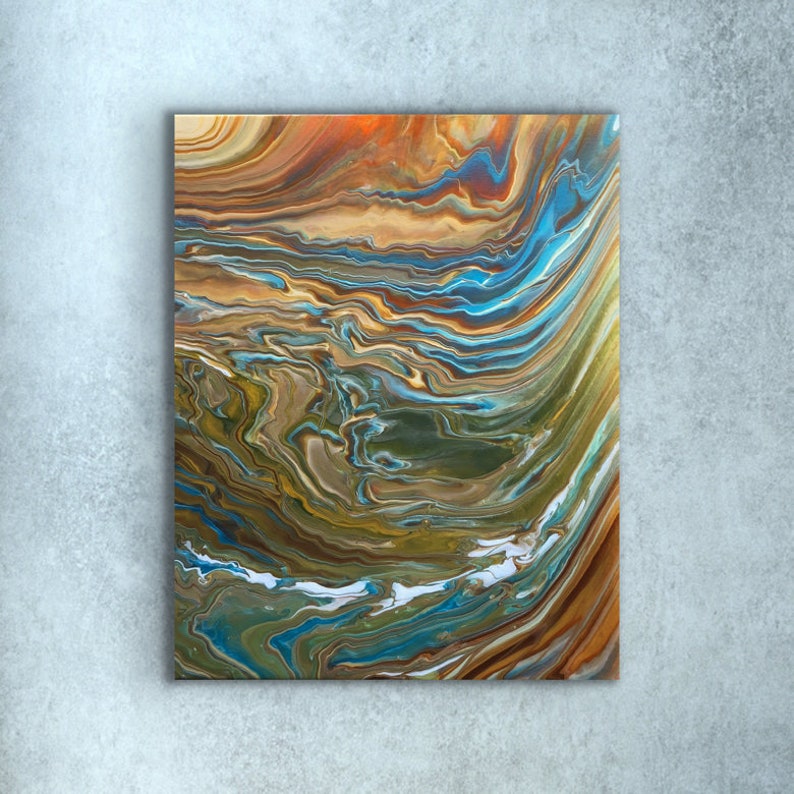Puede incluir: Pintura abstracta con patrones en espiral en tonos de marr&oacute;n, azul, verde y blanco.
