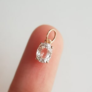 Ceylon white sapphire 14k solid gold charm/Oval shaped sapphire/Minimal casual wear handmade gold charm/April birthstone charm/Gift for her