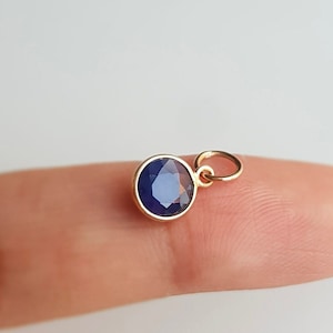 Blue sapphire/18k solid gold charm/Dainty handmade charm pendant/Sapphire gold charm/September birthstone/Made for gifting/Gift for her
