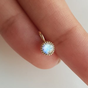 Rainbow moonstone 14k solid gold charm/4mm moonstone handmade gold pendant/Bezel setting/Anniversary gift/June birthstone/Made for gifting