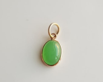 Green Chrysoprase 18k solid gold charm/Chrysoprase valentine pendant/Minimal lightweight charm for bracelet/May birthstone/Gift for her