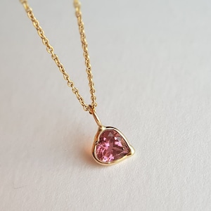 18k solid gold/Natural pink tourmaline gold charm/Heart pink tourmaline/Minimal casual wear handmade pendant/October birthstone/Gift for her