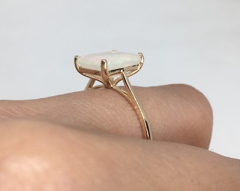 Bague De Fiançailles Boho – Or Jaune 18K & Opale Rose Naturelle – Taille 7.5 – Fait Main