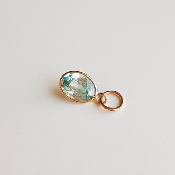 Natural Cambodian blue zircon 18k solid gold charm pendant/Handmade charm for bracelet/Valentine gift/December birthstone/Gift for her