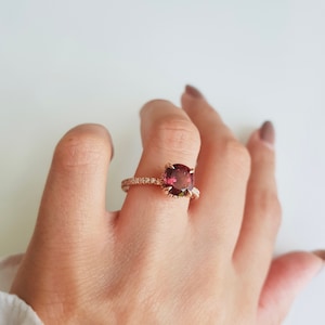 Natural Pink Tourmaline 14K Solid Gold Ring/Solitaire Engagement Ring For Women/Minimalistic Style/October Birthstone Ring/Gift For Her