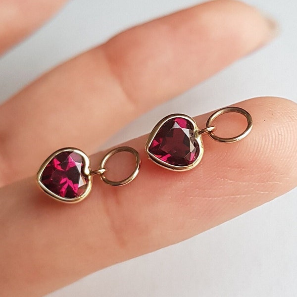 18k solid gold pair rhodolite garnet huggie hoop earring charm/Casual wear handmade dainty garnet charms/Bezel setting/Gift for her