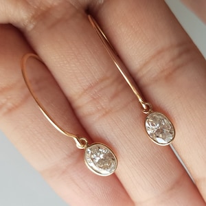 Moissanite 18k solid gold dangle earring/Delicate moissanite minimal handmade gold earrings/Anniversary gift/April birthstone/Gift for her