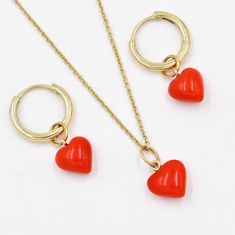 8 mm hjärtformad smyckeset med röd korall/Örhänge i naturlig korall/Berlock i 18k massivt guld/Födelsesten i maj/Födelsedagspresent/Present till henne bild 4