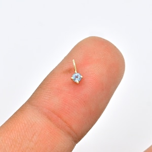 天然アクアマリン14Kソリッドゴールドチャーム/トリリオンカット