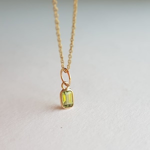 Peridot/18k gold charm pendant/Emerald cut peridot charm/Minimal handmade pendant/August birthstone/Anniversary charm gift/Gift for her