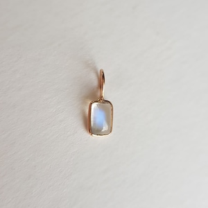 18k solid gold/Rainbow moonstone charm pendant/Cabochon moonstone/Minimal light weight handmade gold charm/June birthstone/Gift for her