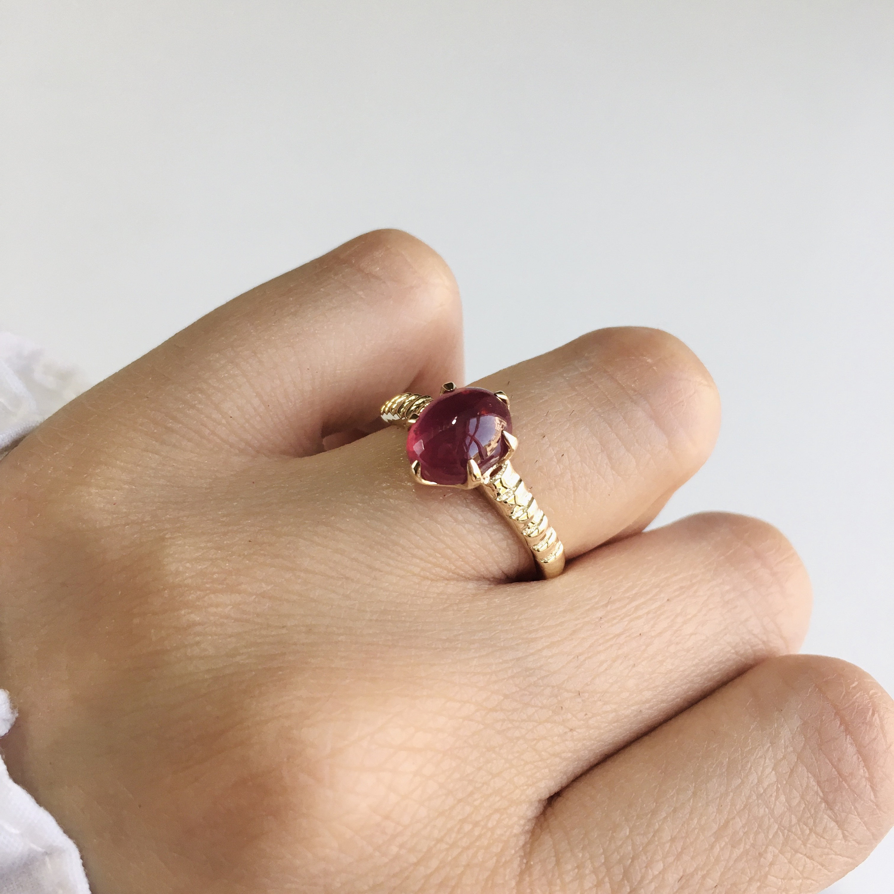 Ruby ring design best sale in gold for womens