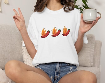 Spicy Chili Pepper Tee | I Like My Books Spicy Graphic T-shirt