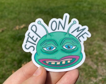 STEP ON ME Adesivo impermeabile / Adesivo per laptop / Adesivo divertente / Adesivo per bottiglia d'acqua / Adesivo strano