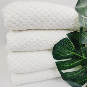 Fluffy Cotton Bath Towel, Extra Large, Absorbent Bath Sheet