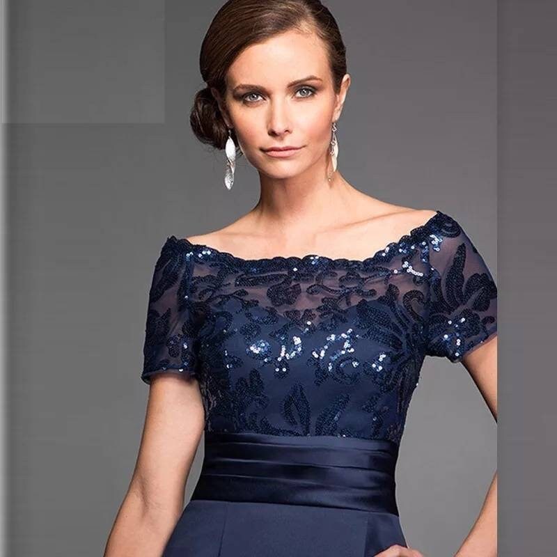Handmade Navy Blue Lace Decorated Mother of the Bride Groom Knee