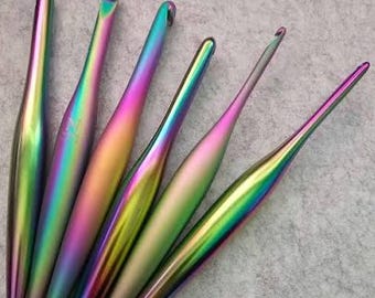 FURLS Aura Streamline Metal Crochet Hook--Assorted Sizes--Polished or Matte Aluminum Ergonomic--Discontinued