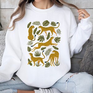 Leopard Sweatshirt, Cheetah Shirt, Animal Shirt Women, Animal Shirt, Aesthetic Sweatshirt, Animal Sweatshirt, Cheetah Shirt Women