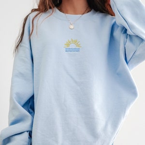 Embroidered Sweatshirt, Sun Sweatshirt, Beach Sweatshirt, Vsco Shirt,Preppy Sweatshirt, Beach Shirt, Beach Crewneck, Beach Pullover