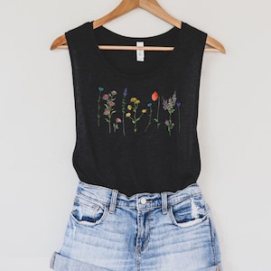 Wildflowers Tank Top, Wildflower T shirt, Tank Tops for Women, Pressed Flowers Shirt, Botanical Shirt, Plant Shirt, Garden Shirt,Summer Tank