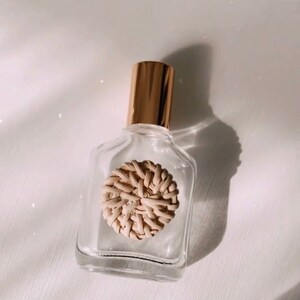 Mini boho rattan roller bottle for essential oils, 15ml