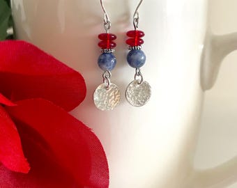 Red white blue beaded dangle earrings, silver disc drop earrings, 4th of July