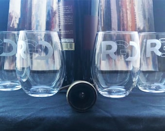 Customized Stemless Wine Glass Set of 4 x 15 oz. Personalized Etched Wine Gift custom bar office glassware create your own housewarming gift