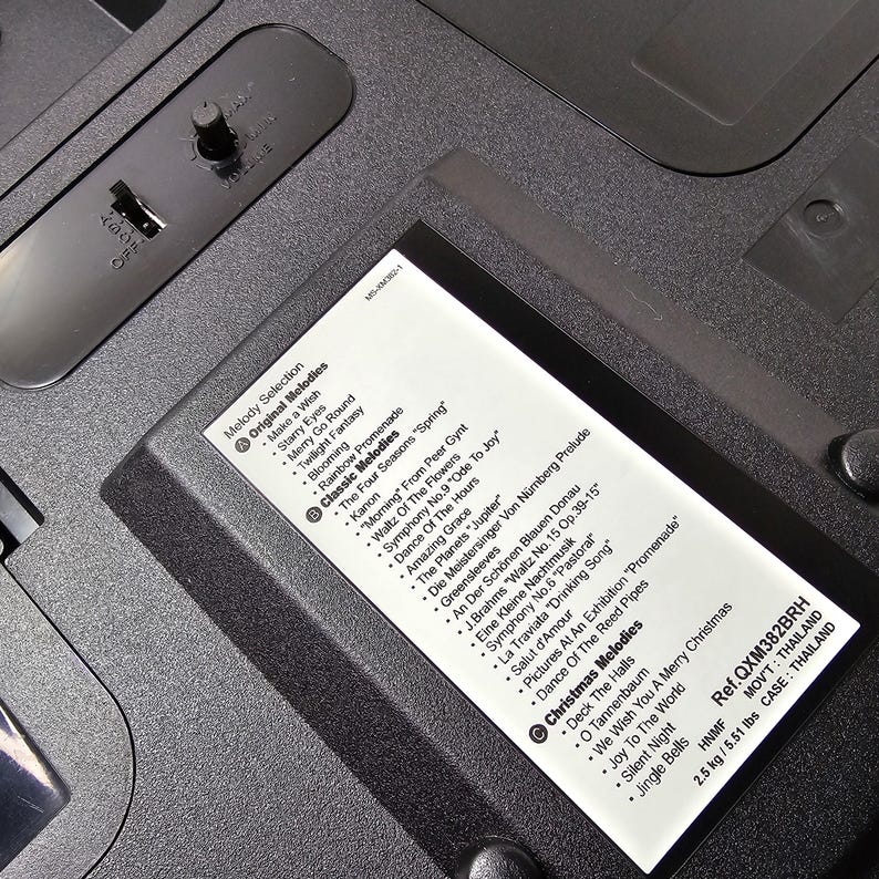 Vintage Seiko Melodies in Motion Swarovski Wall Clock QXM382BRH With