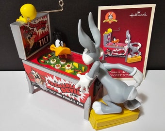 Vintage Christmas Hallmark Keepsake Ornament, Pinball Wonder Action Flashing Lights, Sound Ornament 2005 Nostalgic Looney Tunes Ornament