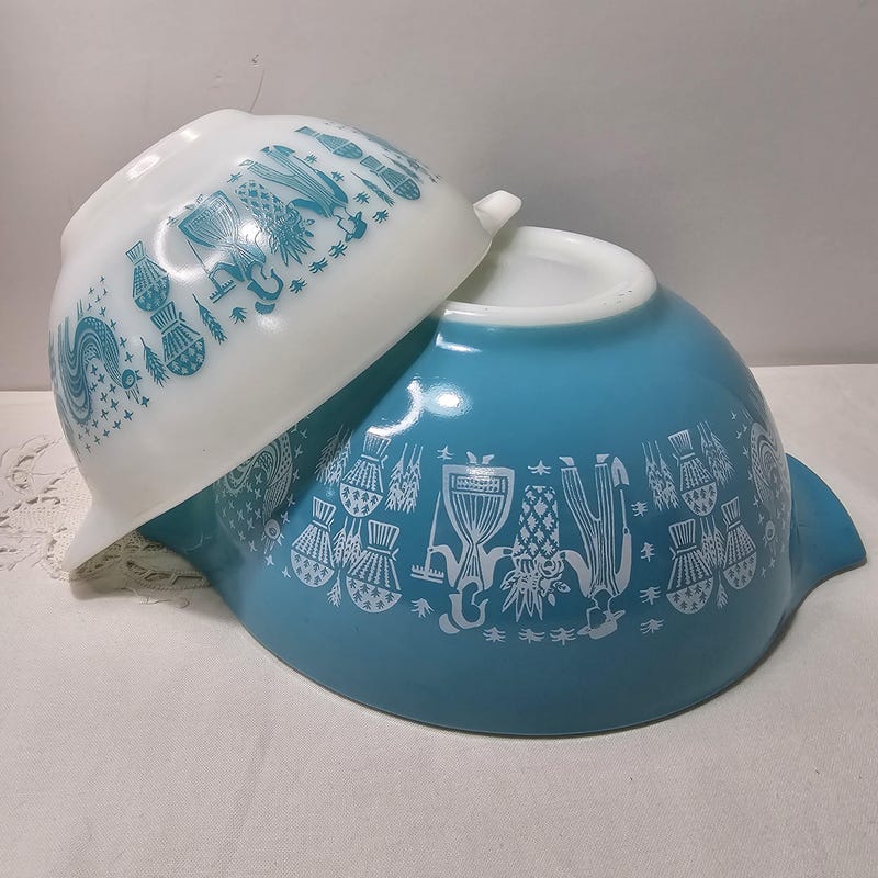 Vintage Pyrex Bowls - Etsy