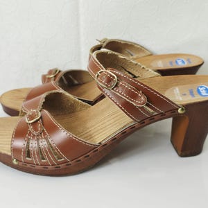 Vintage 1983 Scholl Shapes Elaine Cloggy Sandals Size 9 – Brown Leather, Wood Heel - Made in Austria - Comes with Original Box