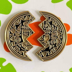 Legends of the Hidden Temple Medallion -- PINS (1.25&quot;x) -- 2 pieces