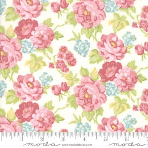 Bramble Cottage 1/2 yard Brenda Riddle Moda fabrics - quilt fabric OOP