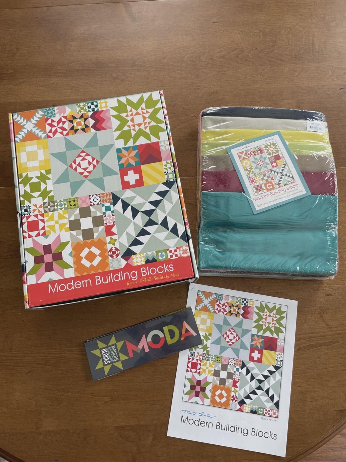 Moda Modern Building Blocks Quilt Kit 84x96 Fabric and Quilt Pattern ...