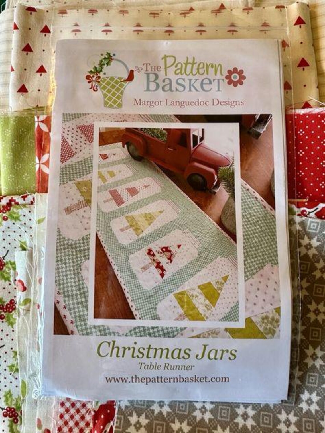 The Pattern Basket CHRISTMAS JARS Table Runner Quilt Kit 15x38" Fig ...