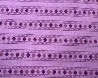 Flickscouter 1/2 Yard Lila Trefoils Randig C6774 Licensierad Riley Blake - 100% Bomullstyg - Slutsåld