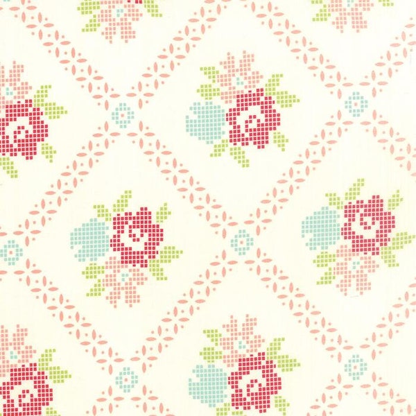 Vintage Picnic 16x44 Mayberry Mum in Cream/Coral - Bonnie & Camille - Moda - OUT OF PRINT - cotton quilting fabric