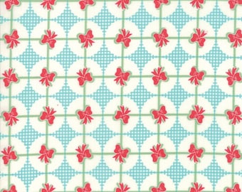 Sweet Christmas 1/2 yard Urban Chiks 31157-21 - Cool Mint - Moda - OOP Cotton Holiday fabric