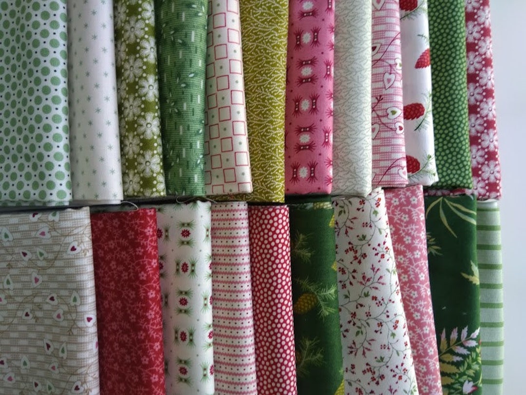 Noel Laundry Basket Quilts Fat Quarter Bundle 22 Pcs Edyita Sitar