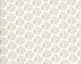 Animal Crackers 1/2 Yard Sweetwater 5806-25 Vanilla Multi Moda Out of Print Cotton fabric