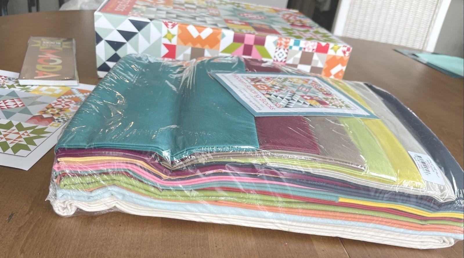 Moda Modern Building Blocks Quilt Kit 84x96 Fabric and Quilt Pattern ...